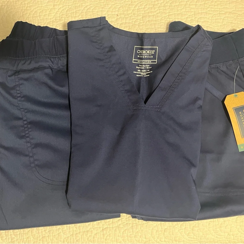 Cherokee Women's Navy Scrubs - Picture 2 of 8